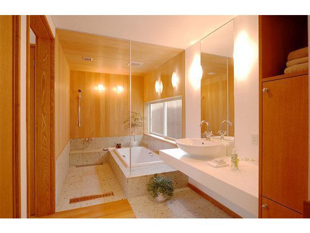 洗面所のリフォームのポイントを解説。広くて快適な空間を実現.
