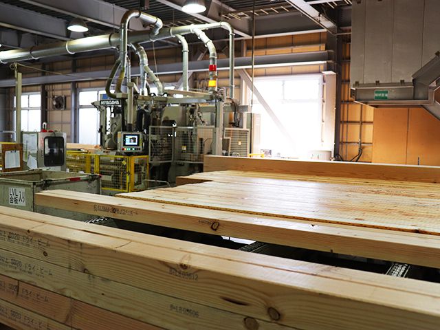 山根木材の木材加工技術
