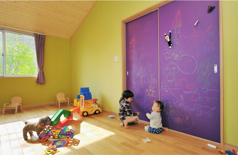 子供部屋は色彩感覚をやしなう大切な空間